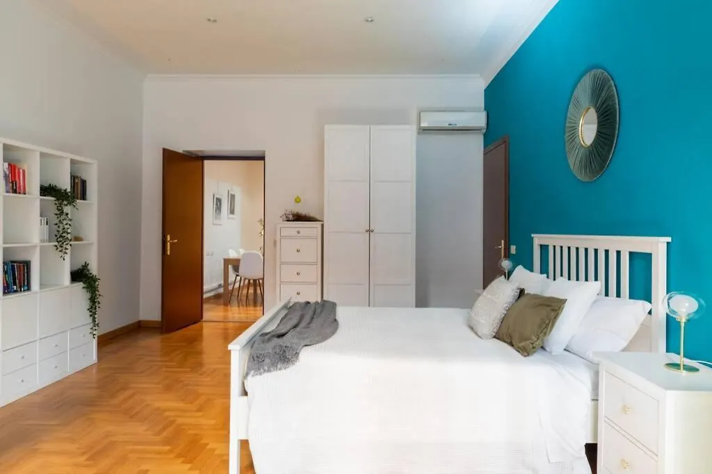 Iflat Spanish Steps Blue Apartment Róma Olaszország